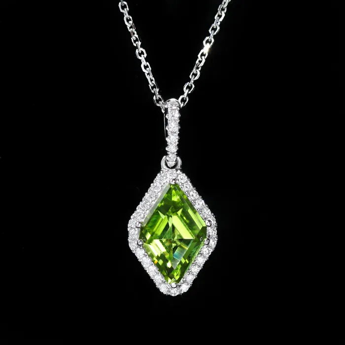Necklaces The Gem House 14K White Gold 171 Carat Peridot and Diamond Pendant Necklaces The Gem House 14K White Gold 171 Carat Peridot and Diamond Pendant