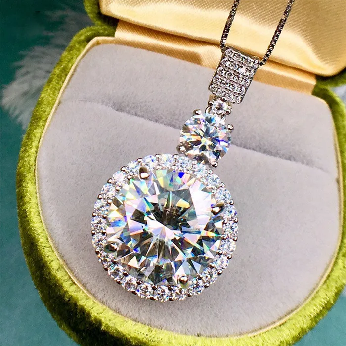 Necklaces 10 Carat D Color Round Cut Two Stone Beaded Halo Pendant VVS Moissanite Necklace Leyloon Jewelry Necklaces 10 Carat D Color Round Cut Two Stone Beaded Halo Pendant VVS Moissanite Necklace Leyloon Jewelry