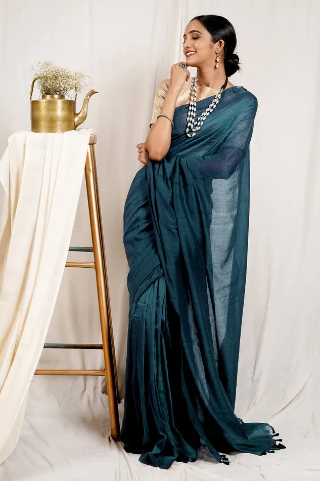 Rings Teejh Teejh Anchor Peacock Blue Mulmul Cotton Saree