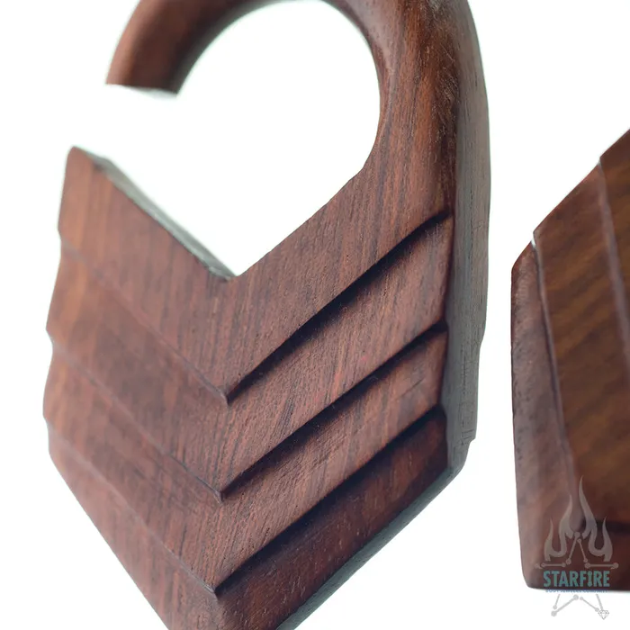 Solid Chevron Tawapa Earrings