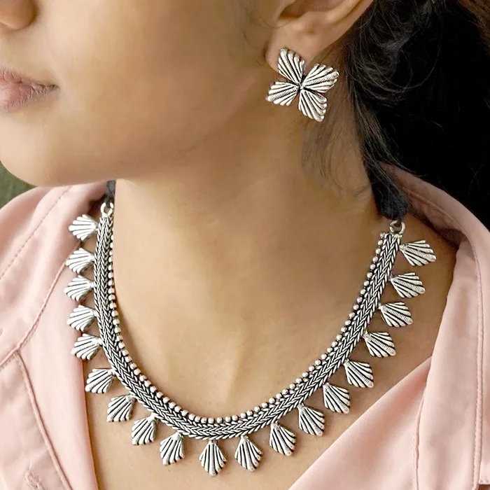 Teejh Necklaces Teejh Aaloka Silver Oxidised Choker Necklace Set Teejh Necklaces Teejh Aaloka Silver Oxidised Choker Necklace Set