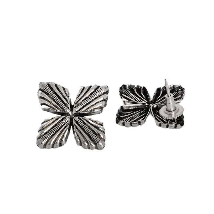 Teejh Necklaces Teejh Aaloka Silver Oxidised Choker Necklace Set Teejh Necklaces Teejh Aaloka Silver Oxidised Choker Necklace Set
