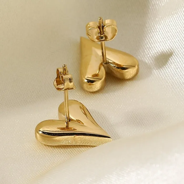 Earrings Jewelvers 14K GoldFilled Heart Stud Earrings Earrings Jewelvers 14K GoldFilled Heart Stud Earrings