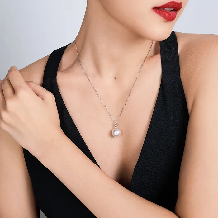 Necklaces 18K Solid Gold Australian White South Sea Pearl Necklace KN00231 Pearly Lustre