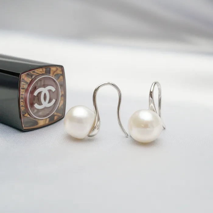 Pearly Lustre Earrings Elegant Freshwater Semi Round Pearl Earrings WE00045