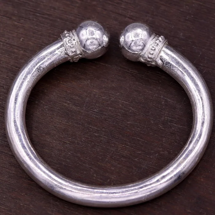 TRIBAL ORNAMENTS Fabulous plain design handmade solid silver open face adjustable bangle bracelet unisex jewelry from india tribal jewelry nsk184 Bracelets TRIBAL ORNAMENTS Fabulous plain design handmade solid silver open face adjustable bangle bracelet unisex jewelry from india tribal jewelry nsk184 Bracelets