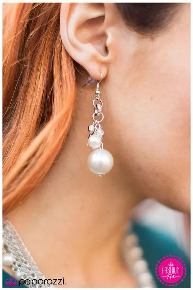 Earrings Paparazzi Earring A Cinderella Story White Paparazzi Jewelry