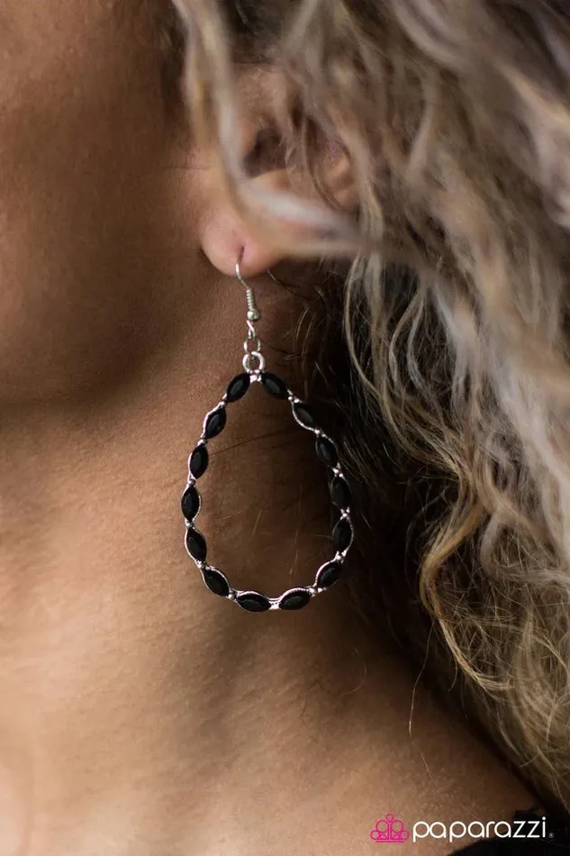 Earrings Paparazzi Jewelry Paparazzi Earring Sometimes All You Need Is Color Black
