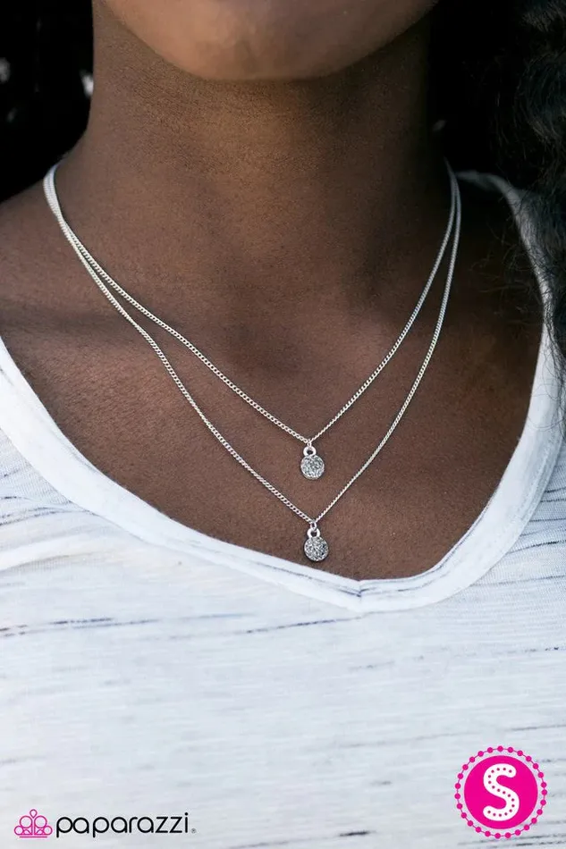 Necklaces Paparazzi Jewelry Paparazzi Necklace London Lights Silver