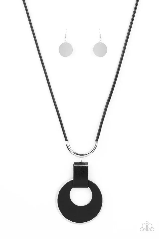 Necklaces Paparazzi Jewelry Paparazzi Necklace Luxe Crush Black Necklaces Paparazzi Jewelry Paparazzi Necklace Luxe Crush Black