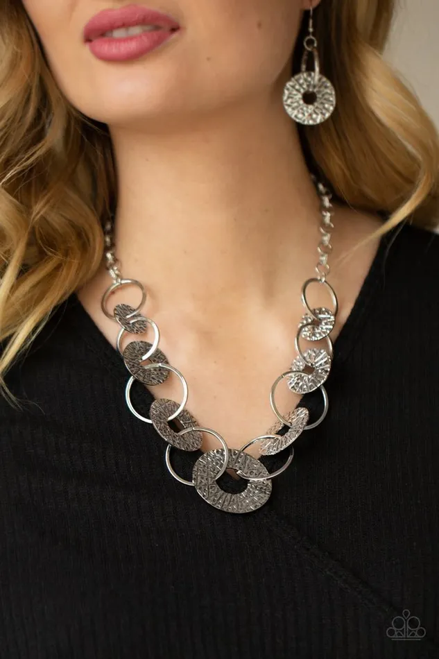 Necklaces Paparazzi Necklace Industrial Envy Silver Paparazzi Jewelry