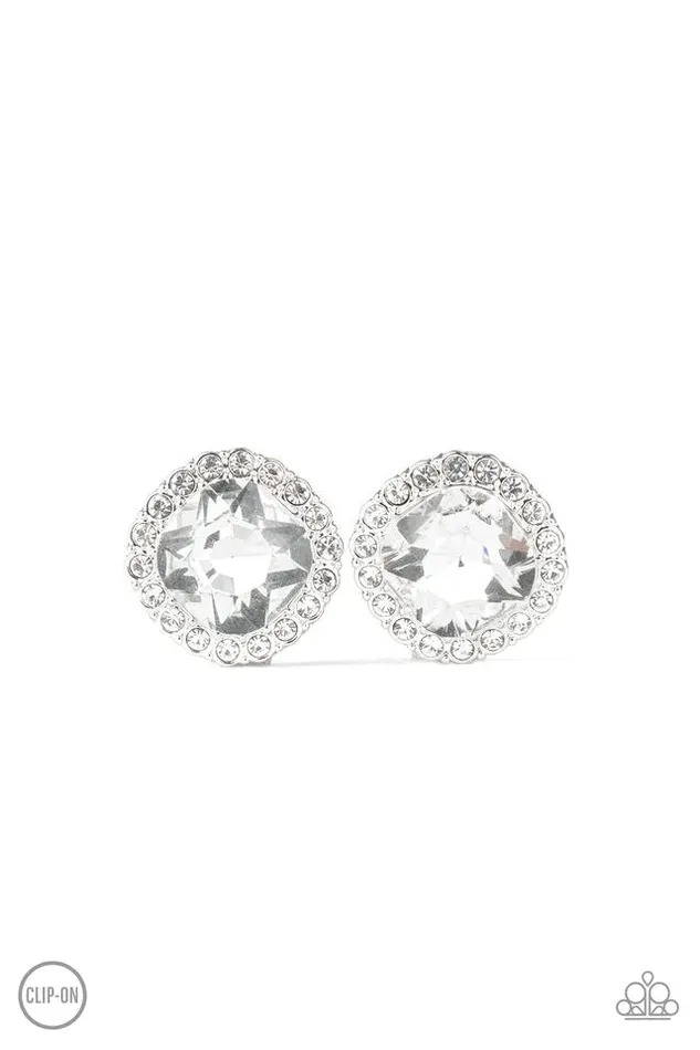 Paparazzi Earring Diamond Duchess White Paparazzi Jewelry Earrings