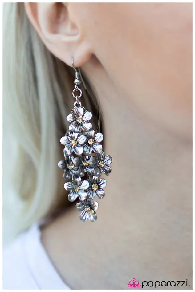 Paparazzi Earring Ode To Spring Brown Paparazzi Jewelry Earrings