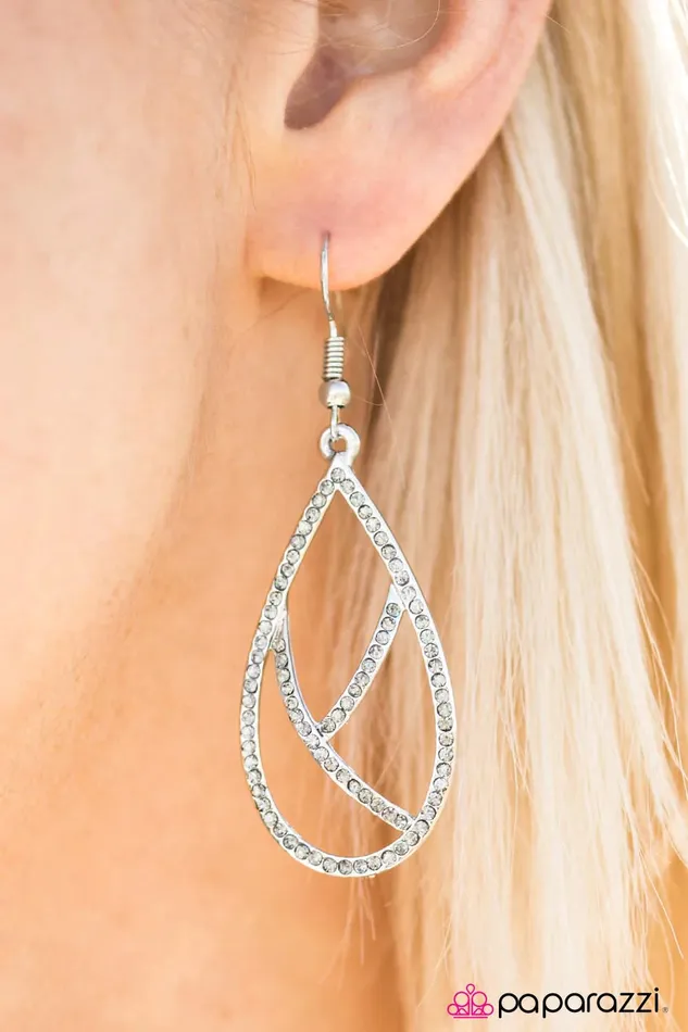 Paparazzi Earring Take By Storm Silver Paparazzi Jewelry Earrings