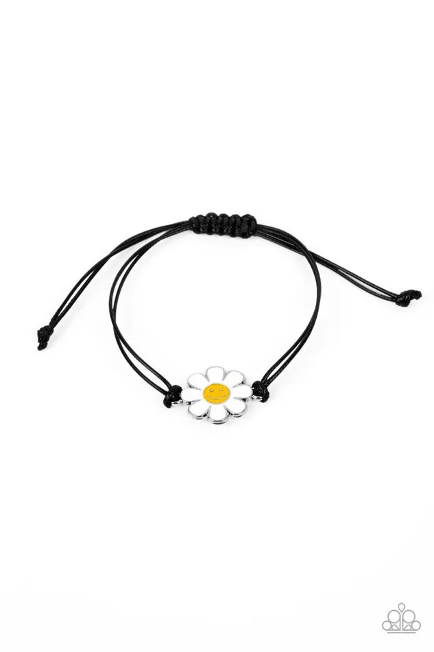 Paparazzi Jewelry Bracelets Paparazzi Bracelet DAISY Little Thing Black