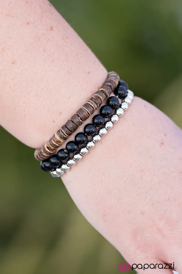 Paparazzi Jewelry Bracelets Paparazzi Bracelet Ground Effect Black