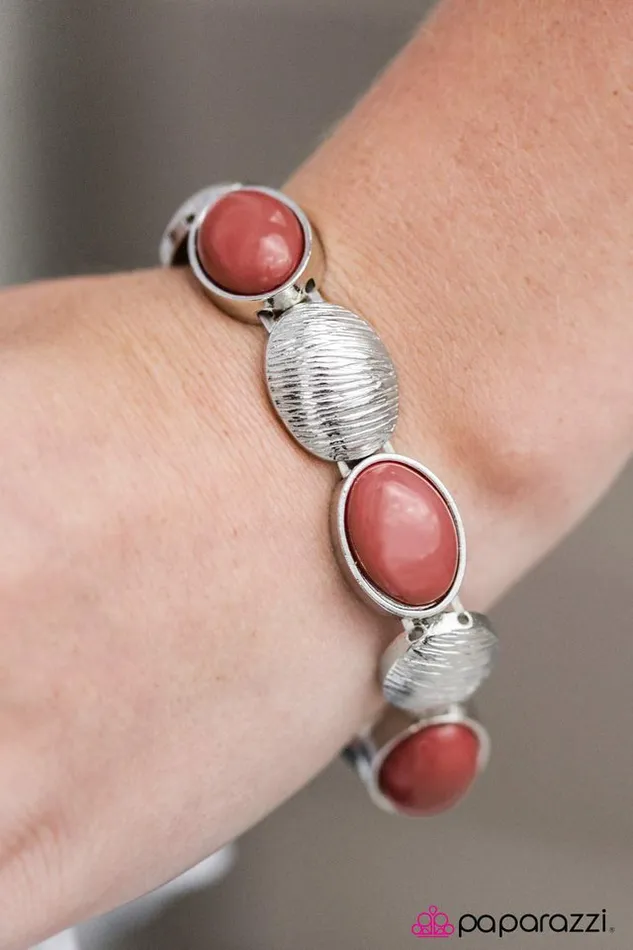Paparazzi Jewelry Bracelets Paparazzi Bracelet Plain Sailing Pink