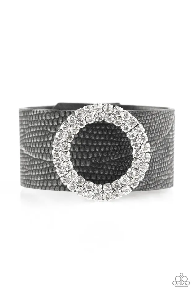 Paparazzi Jewelry Bracelets Paparazzi Bracelet Ring In The Bling Black
