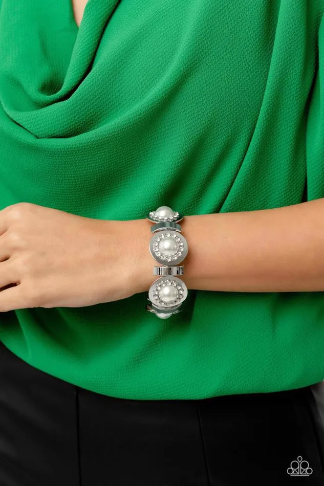 Paparazzi Jewelry Bracelets Paparazzi Bracelet Summer Serenade White