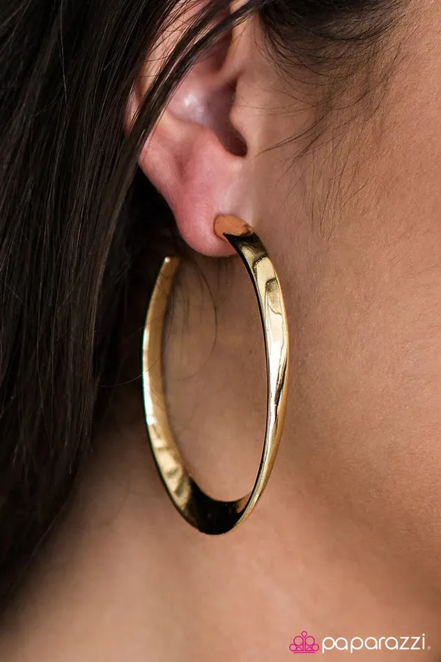 Paparazzi Jewelry Earrings Paparazzi Earring Be There With BELLBOTTOMS On Gold