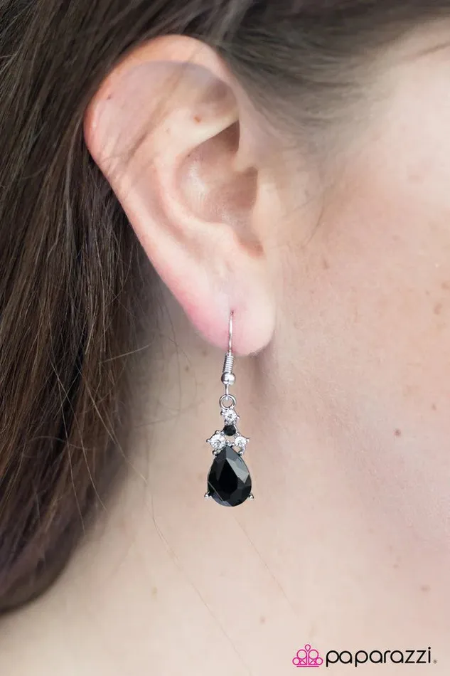 Paparazzi Jewelry Earrings Paparazzi Earring Perfectly Princess Black