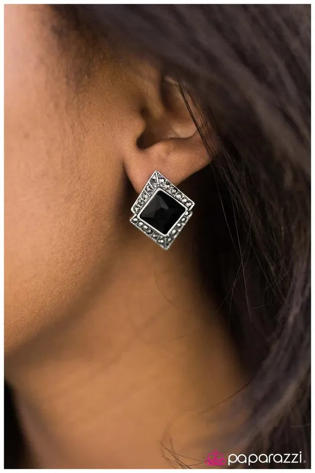 Paparazzi Jewelry Earrings Paparazzi Earring Port Royal Black
