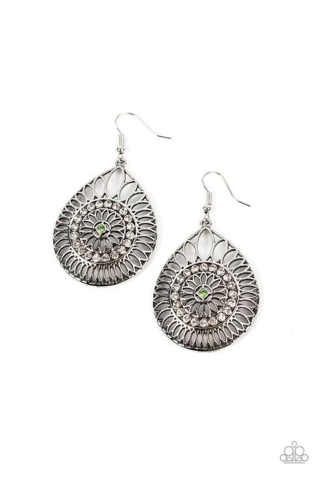 Paparazzi Jewelry Earrings Paparazzi Earring Summer Sojourn Green Paparazzi Jewelry Earrings Paparazzi Earring Summer Sojourn Green