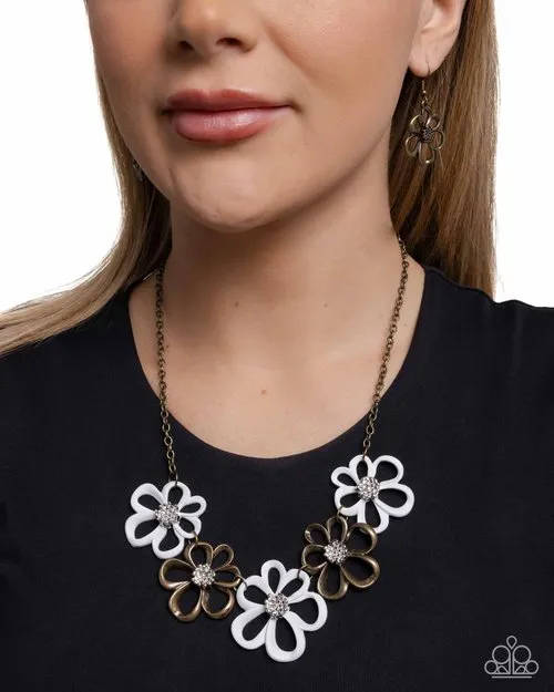 Paparazzi Jewelry Necklaces Paparazzi Necklace Beau Bouquet