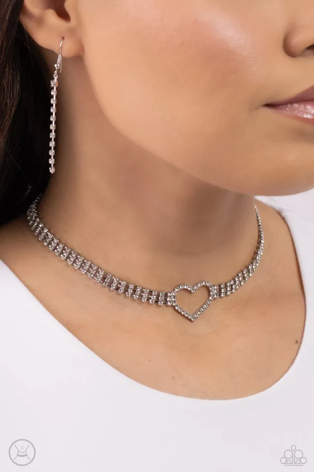 Paparazzi Jewelry Necklaces Paparazzi Necklace Rows of Romance White