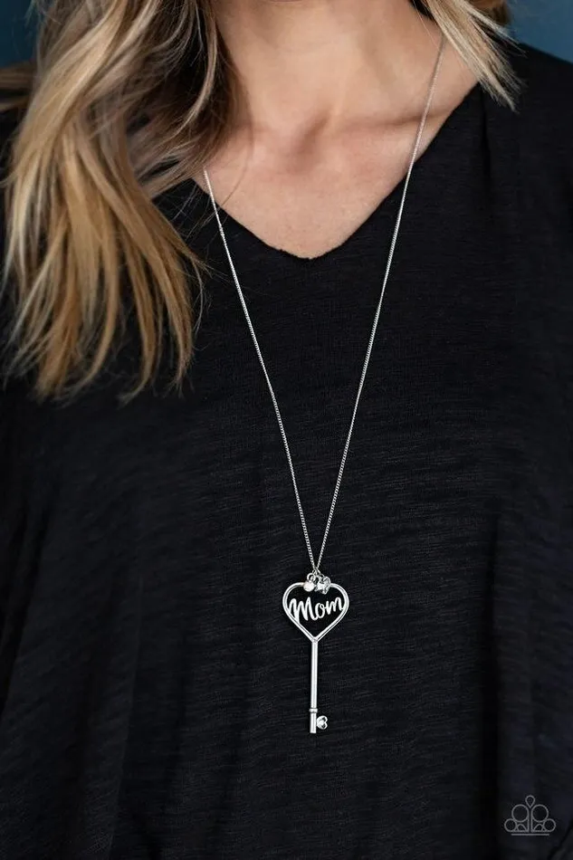 Paparazzi Jewelry Necklaces Paparazzi Necklace The Key to Moms Heart Multi