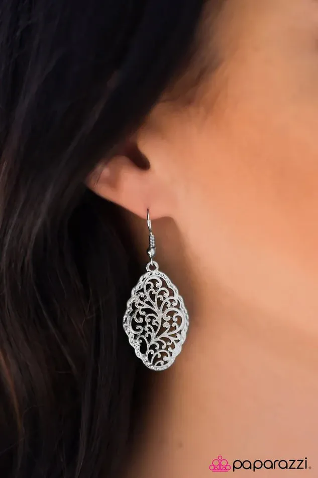 Paparazzi Jewelry Paparazzi Earring Filigree Gardens Silver Earrings