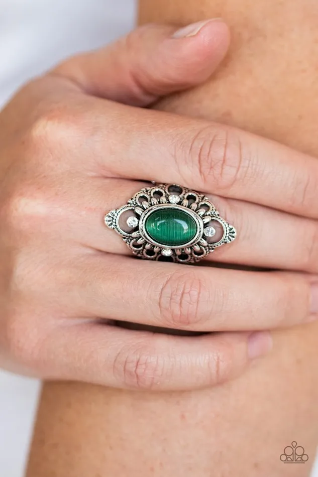 Paparazzi Jewelry Paparazzi Ring Elegantly Enchanted Green Rings