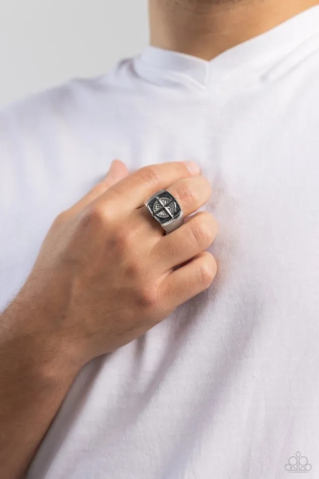 Paparazzi Jewelry Rings Paparazzi Ring Adventure is Waiting Silver