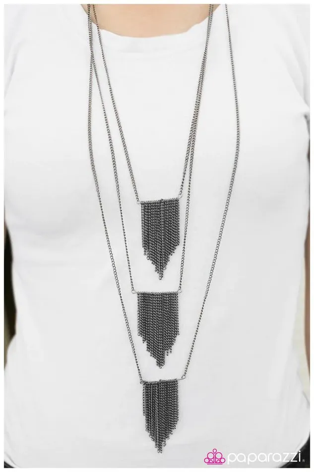Paparazzi Necklace Everything Falls Into Place Black Paparazzi Jewelry Necklaces