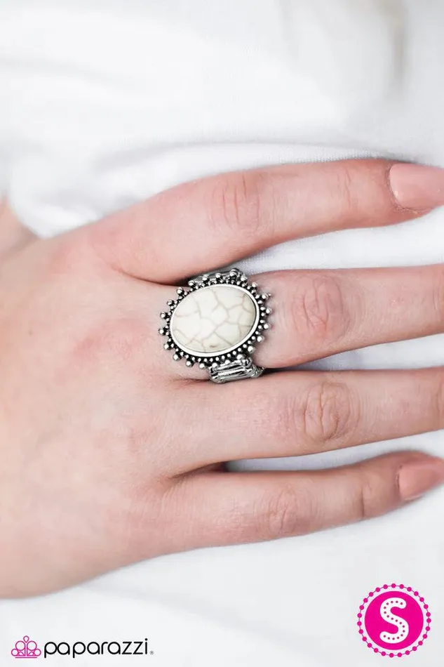 Paparazzi Ring Sandstone Mountains White Paparazzi Jewelry Rings