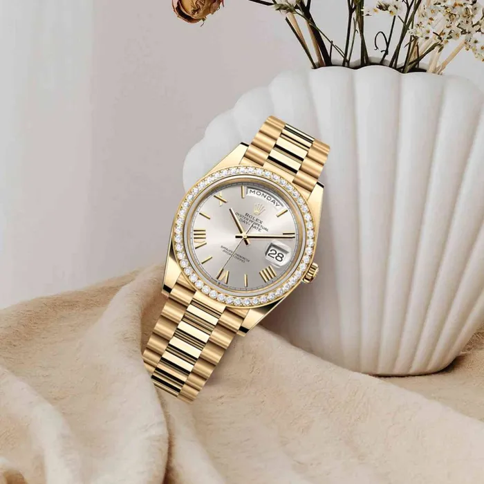 Rolex Day Date 40mm Ref 228348rbr0007 Silver Roman Dial Diamond Bezel 18K Yellow Gold President Bracelet Mens Watch Rolex Bracelets