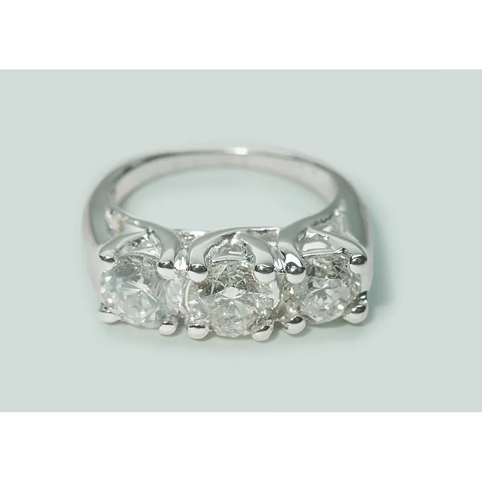 GB 225 Ct Round Real Natural Earth Mined Diamond Three Stone Lucida Style Ring White Gold New Rings GB 225 Ct Round Real Natural Earth Mined Diamond Three Stone Lucida Style Ring White Gold New Rings