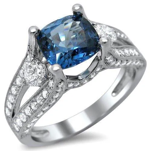 GB Cushion And Round Cut 540 Ct Sri Lankan Sapphire And Natural Earth Mined Diamonds Ring Rings