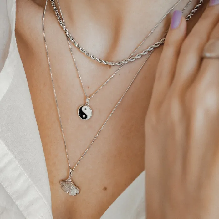 Hey Happiness Necklaces Balance Pendant for Calm Harmonious in Silver