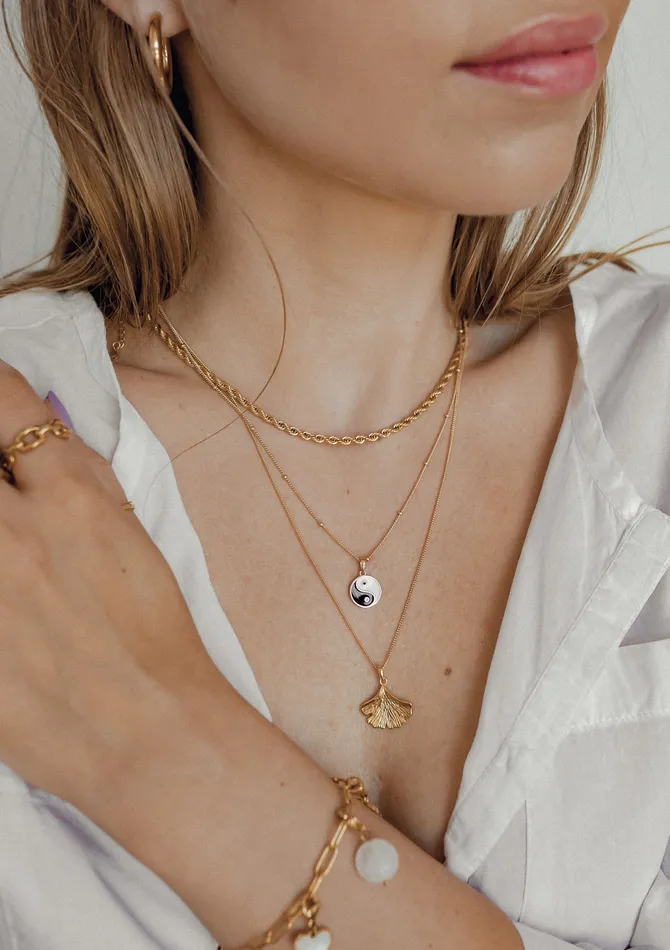 Necklaces Thin Twist Chain Necklace Gold Hey Happiness Necklaces Thin Twist Chain Necklace Gold Hey Happiness