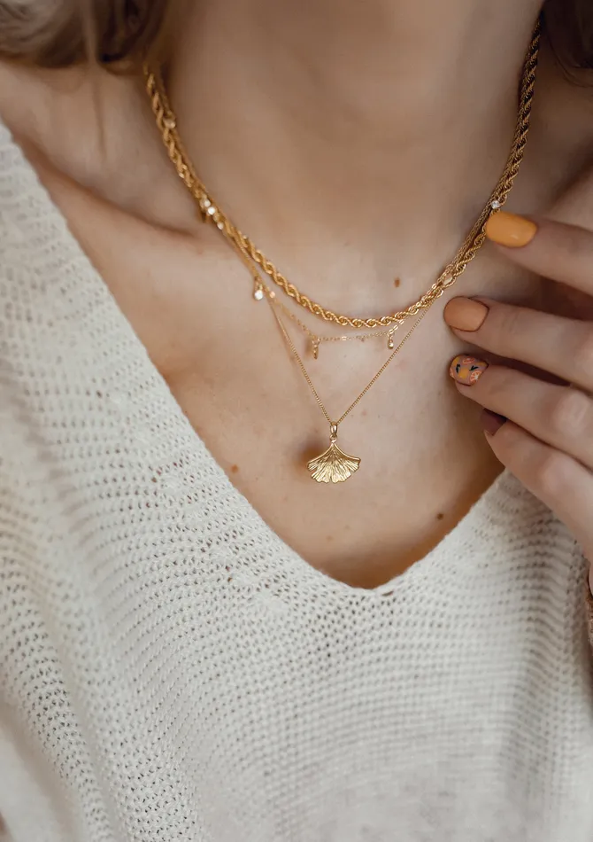 Necklaces Thin Twist Chain Necklace Gold Hey Happiness Necklaces Thin Twist Chain Necklace Gold Hey Happiness