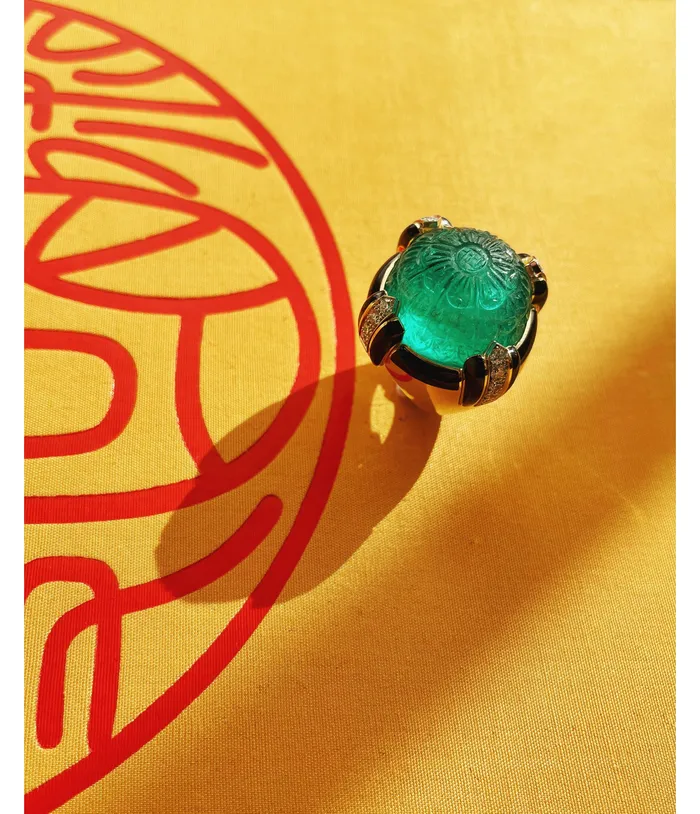 Pantheon Ring Carved Emerald David Webb Workshop Rings
