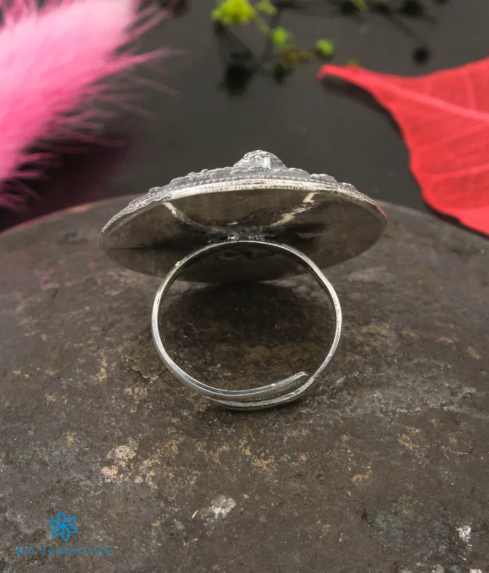 Rings pallavi The Devavat Silver Finger Ring Oxidised