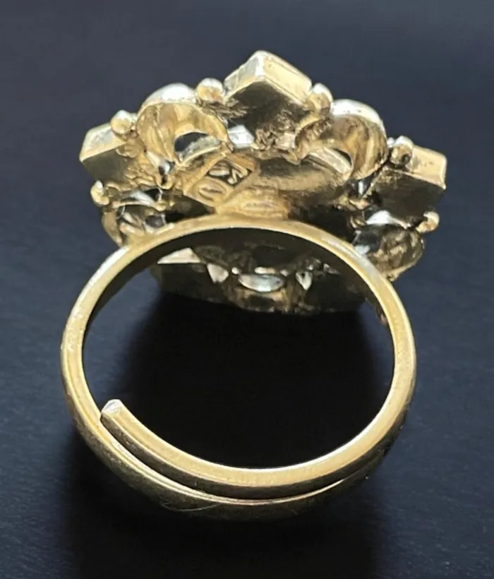 Silversmith Rings The Amyra Silver Pearl Adjustable Finger Ring